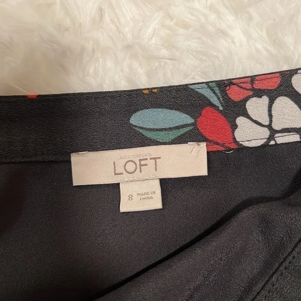 LOFT ruffled skirt - size 8